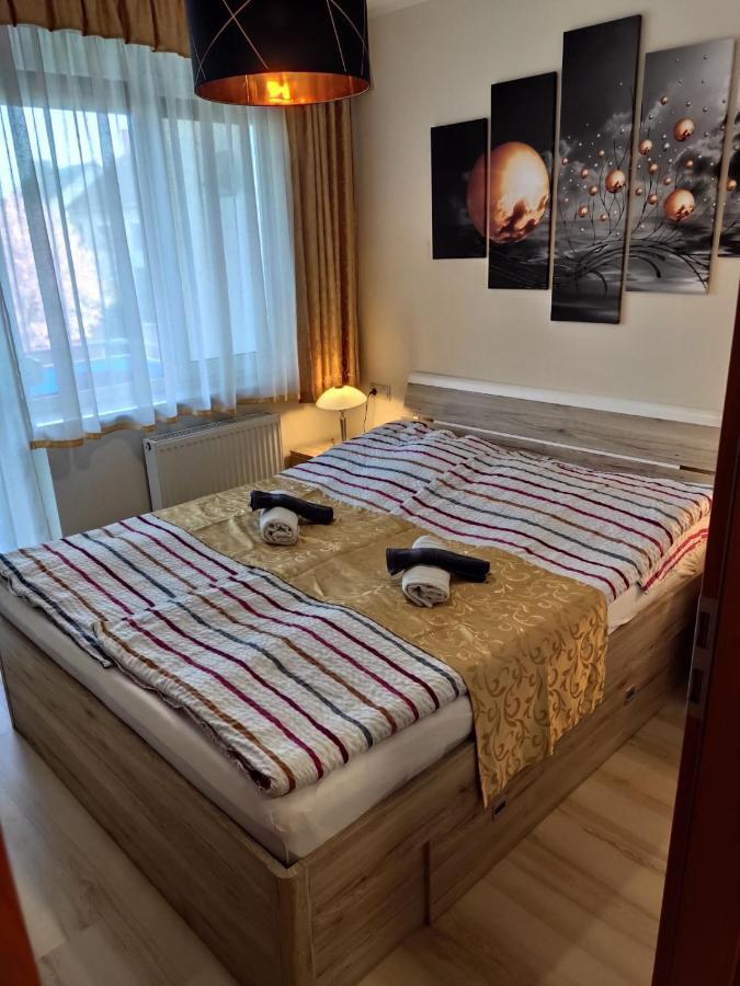 Holiday Apartman Шарвар Экстерьер фото