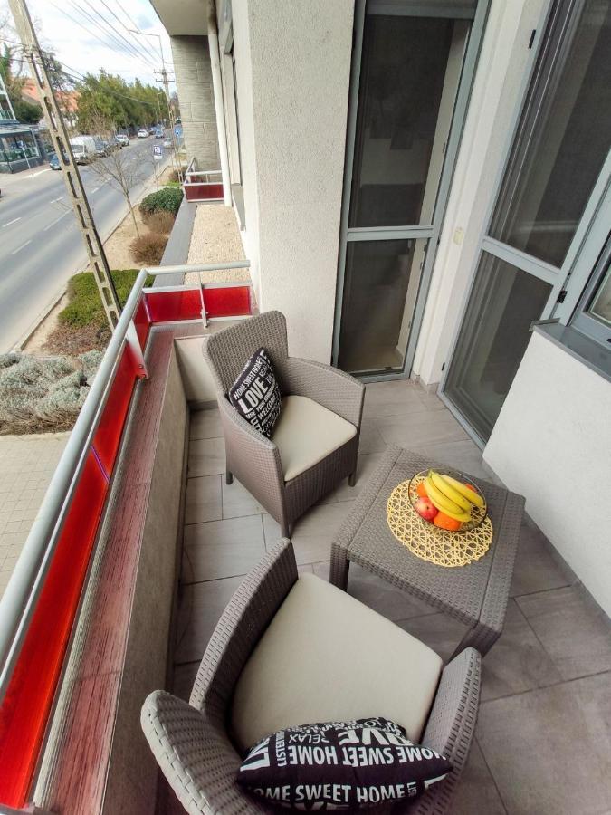 Holiday Apartman Шарвар Экстерьер фото